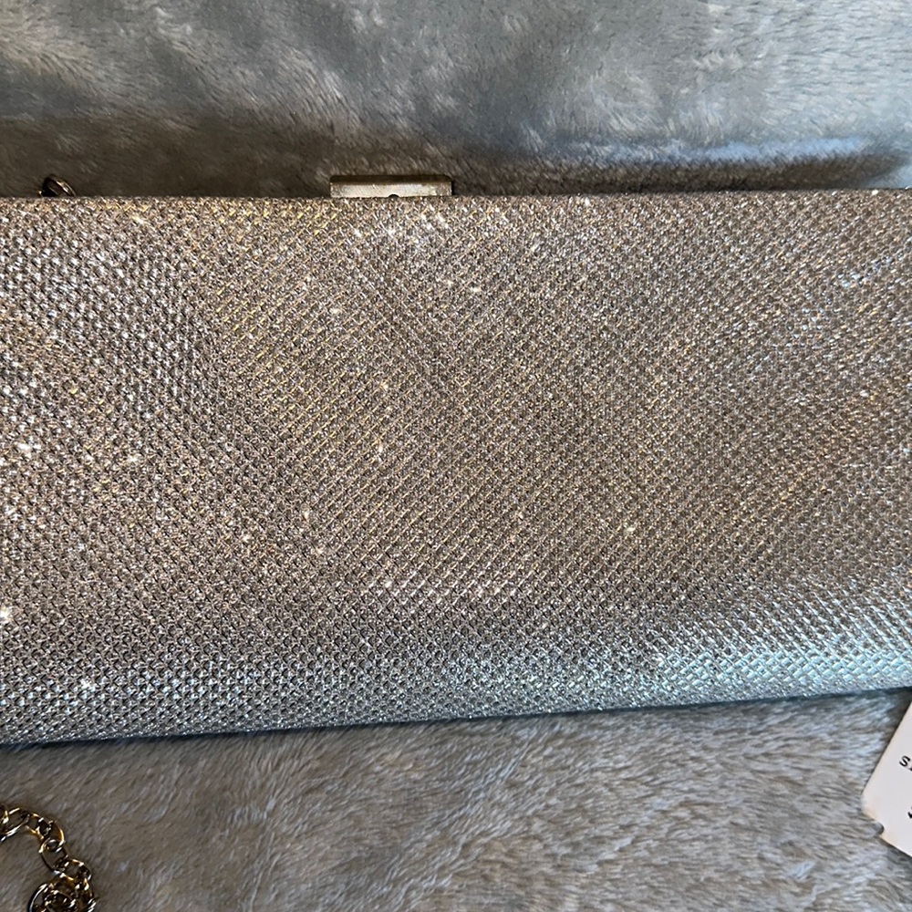 Windsor Silver Sparkle Purse - Picture 3 of 3
